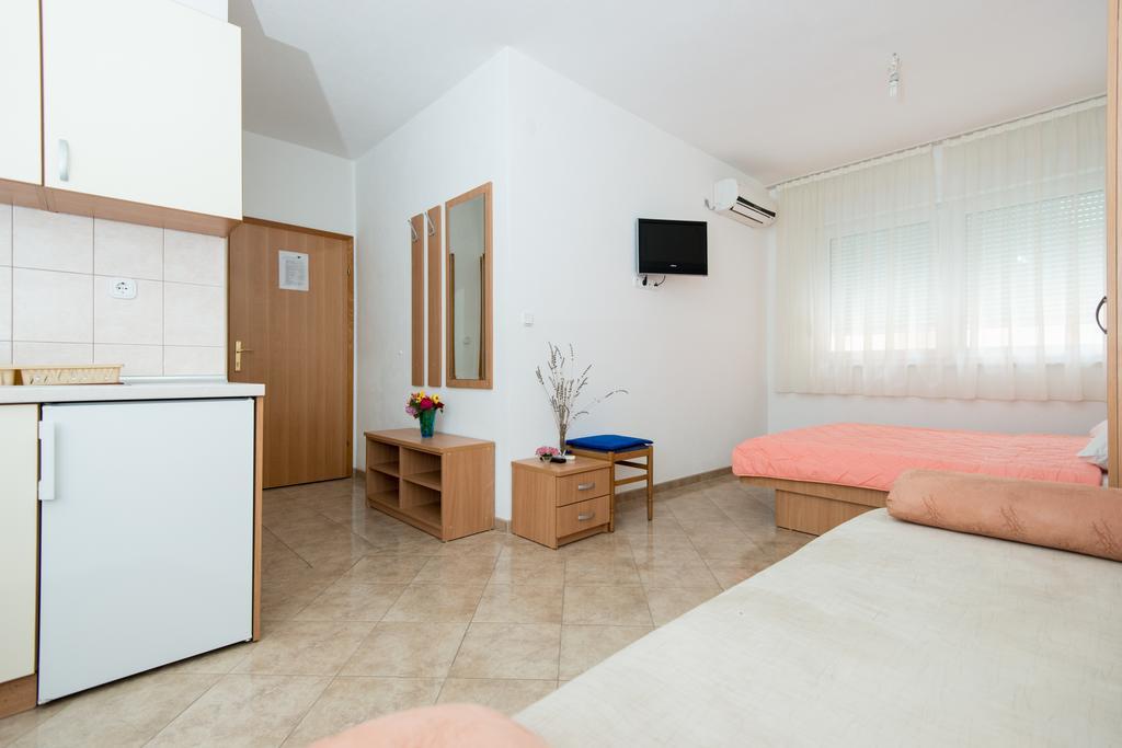 Apartments Mampas Neum Extérieur photo